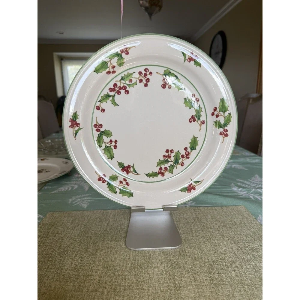 Sango WHITE CHRISTMAS Dinner Plate 10 3/4”, excellent pre-owned condition